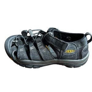 Keen Youth Newport Water Sandals Black Sz 2